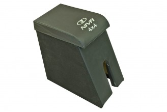 Подлокотник 2121 (основа ДСП) (бар) черный с вышивкой (4*4)