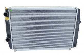 Радиатор охлаждения УАЗ Патриот 08-11 (с кондиционером) + IVECO ЕВРО-3 алюминий. (ИРАН)