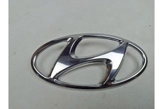 Эмблема крышки багажника Hyundai Santa Fe 4 ТМ (2018-2021) дорест 2.2 D HUNDAI знак оригинал б/у